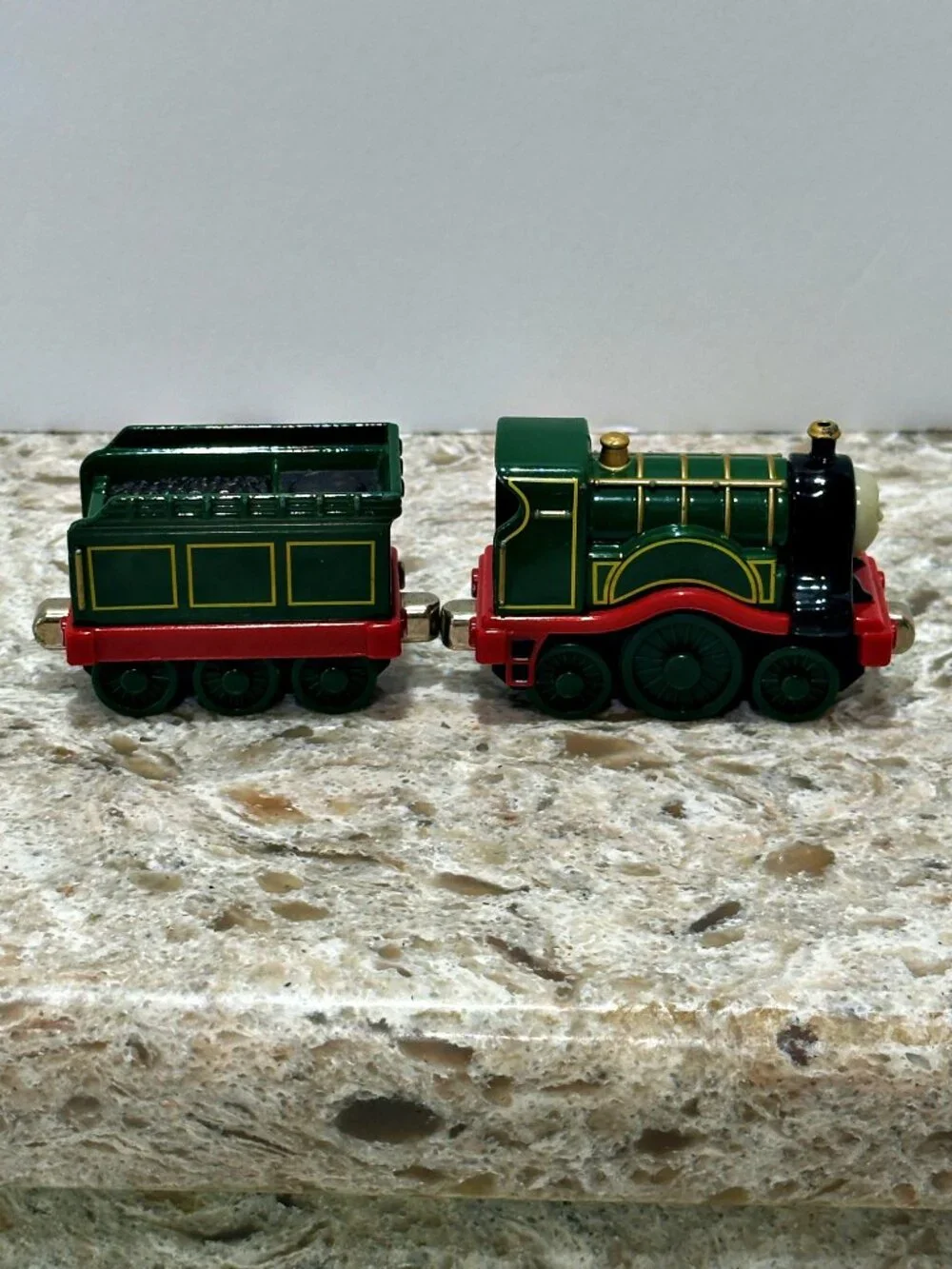 Thomas & Friends Emily with Coal Tender 2004 Learning Curve Take Along Diecast